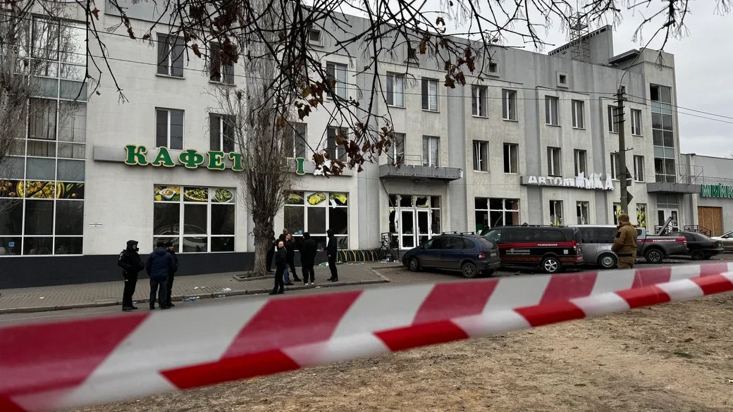 У Миколаєві стався вибух біля закладу громадського харчування: двоє людей загинули, вісім — поранені