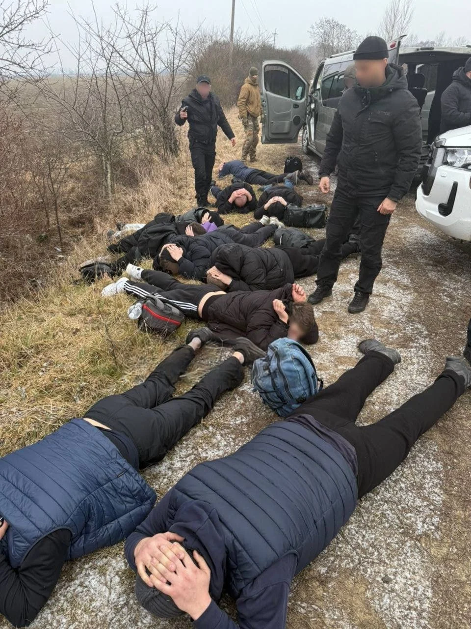 Чергову партію «ухилянтів» затримали на Закарпатті: 16 чоловіків сплатили за незаконний виїзд до ЄС