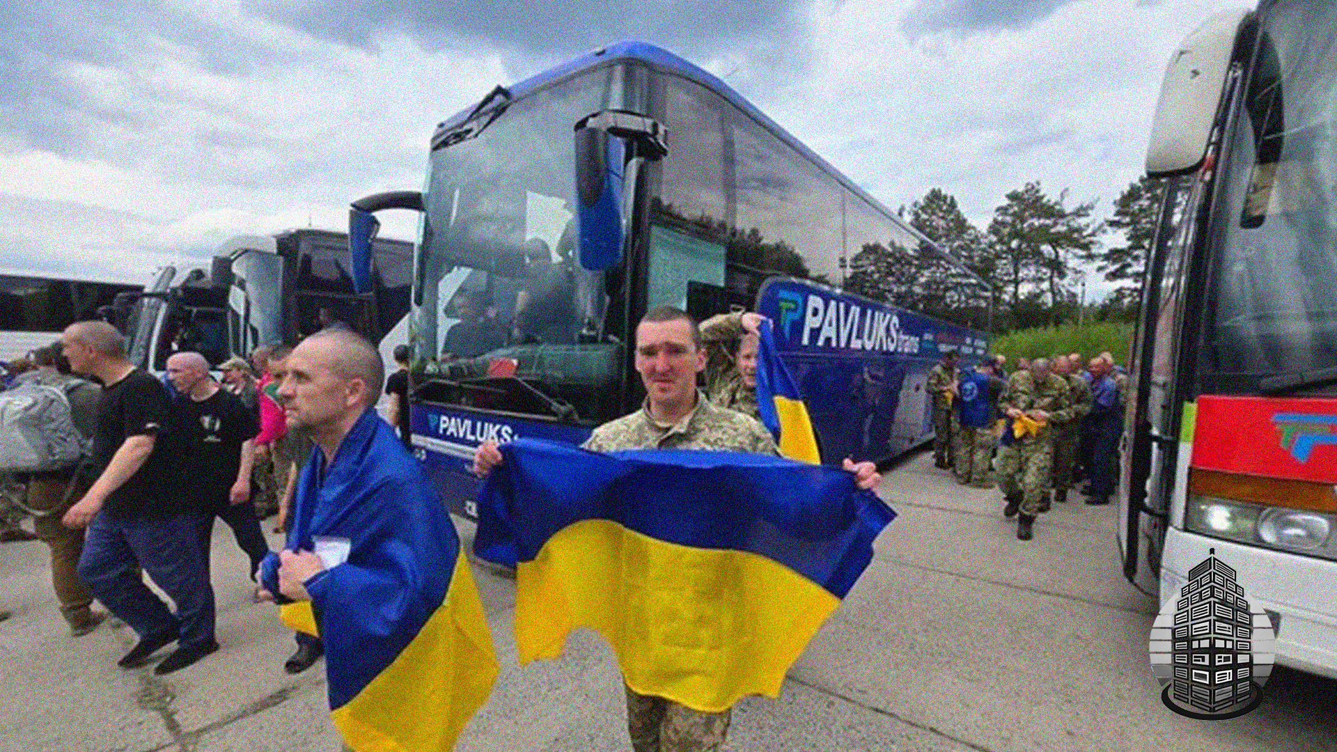 Другий день масштабного обміну: з полону повернулися ще 307 українців
