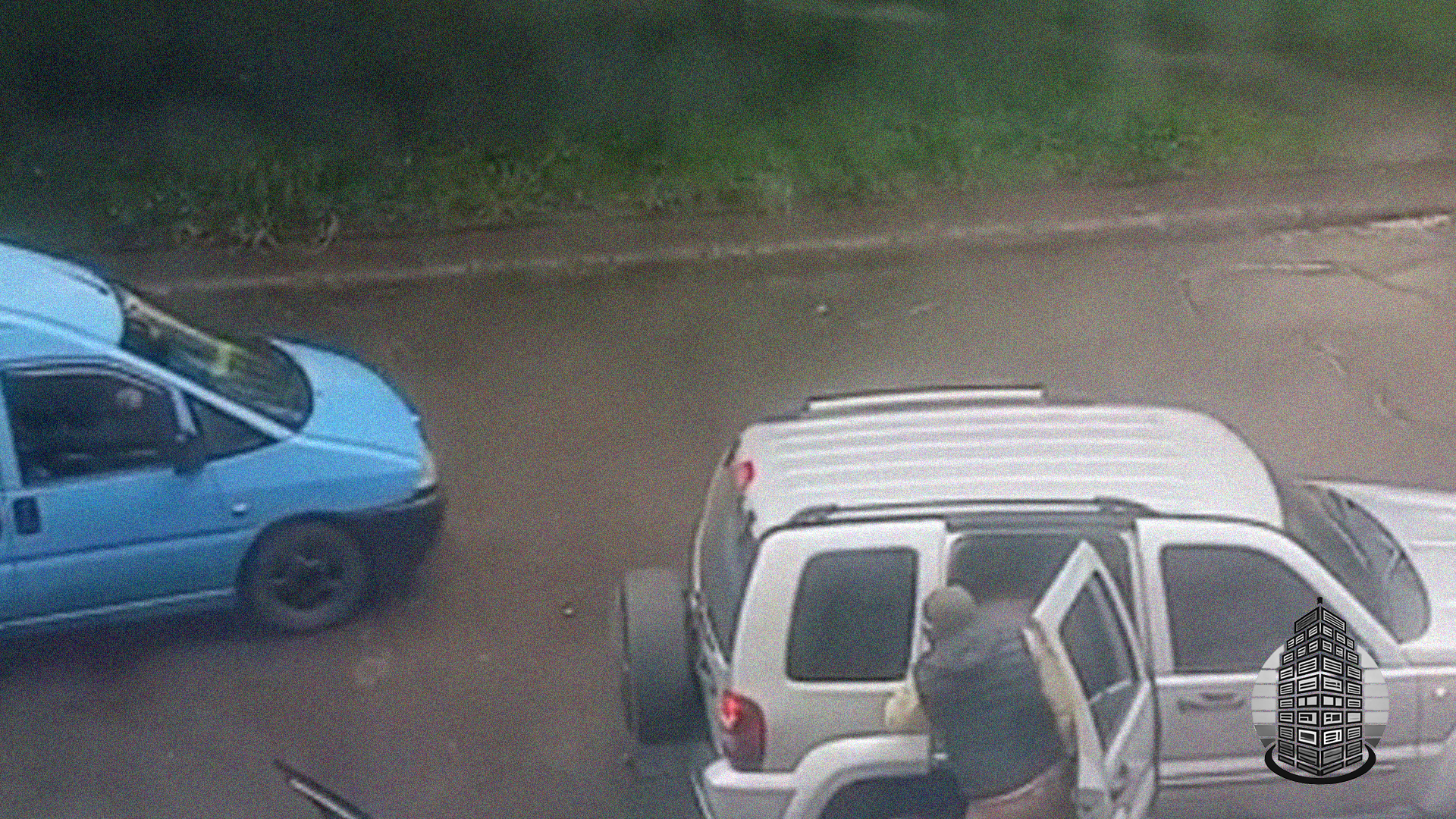У Рівному представники ТЦК силоміць витягли водія з авто та повезли у невідомому напрямку