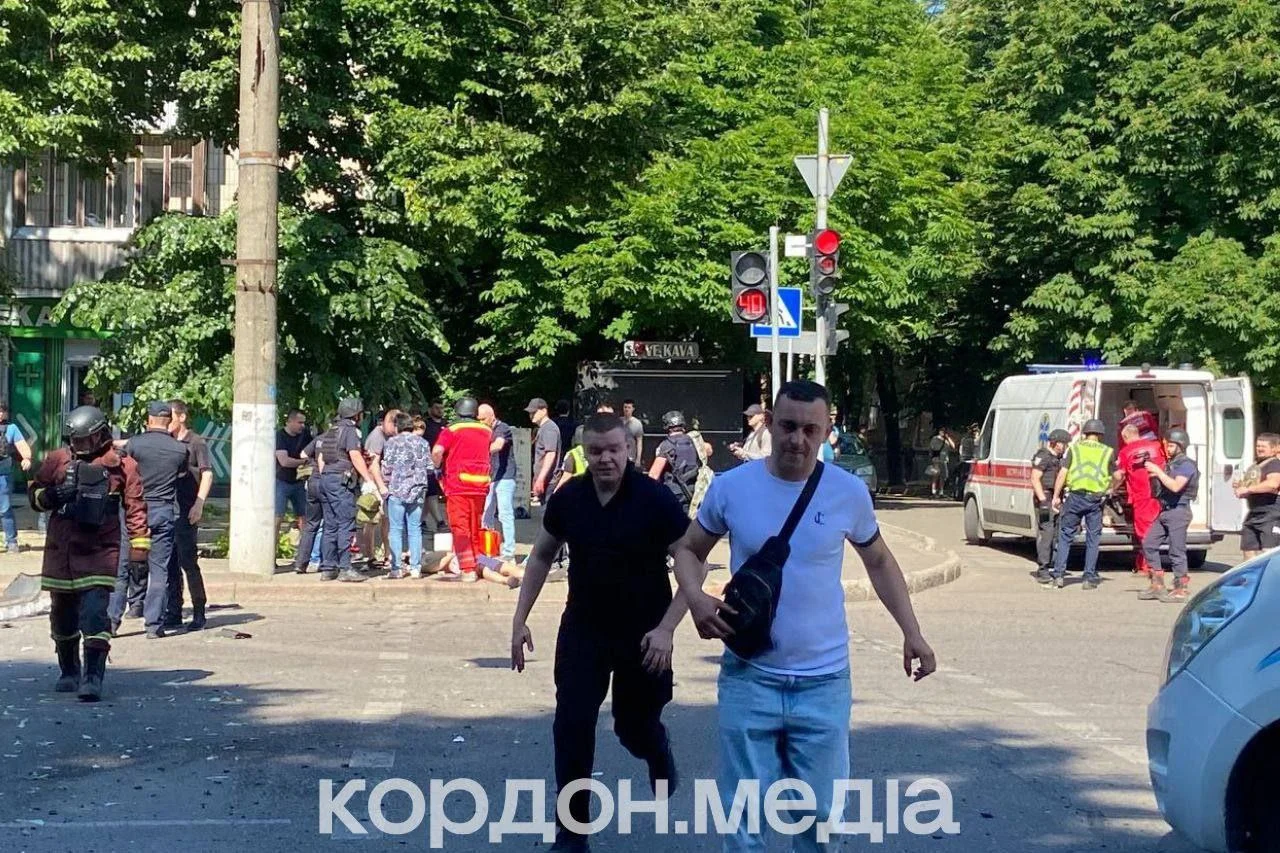 Удар РФ по Сумах: кількість поранених зросла до 25, серед них троє дітей