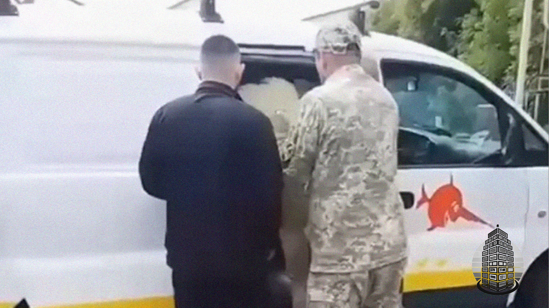 У Рівному ТЦК забрало чоловіка просто з автомийки