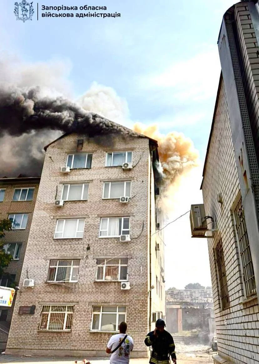 Масована атака дронів на Харків та Запоріжжя: десятки постраждалих, влучання по житлових будинках і військових об’єктах