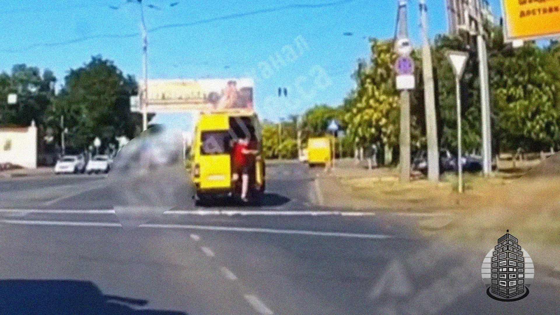 В Одесі чоловік вистрибнув з буса ТЦК прямо на ходу — місцеві ЗМІ