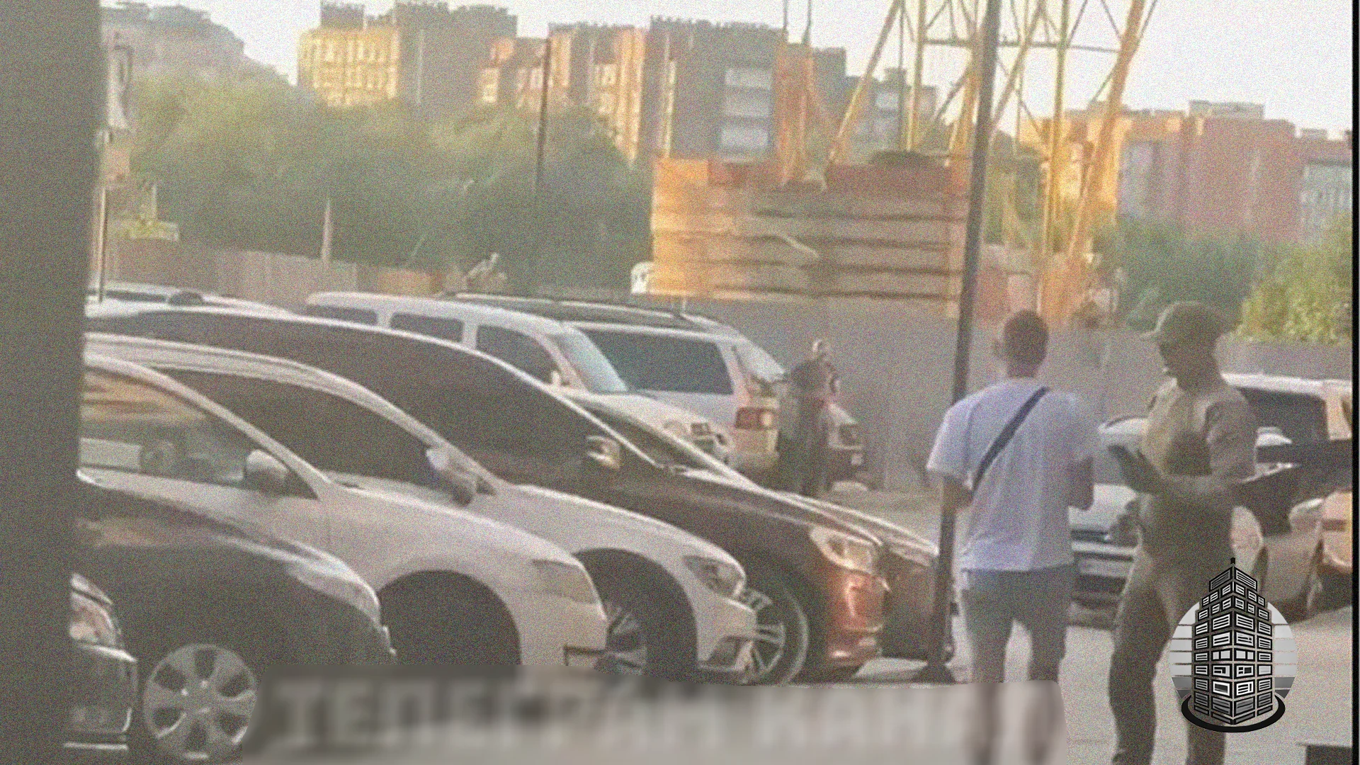У Луцьку працівники ТЦК затримали хлопця просто на вулиці: відео потрапило в мережу