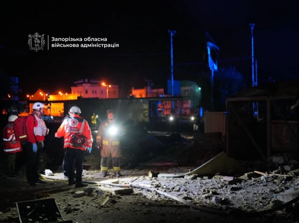 У Запоріжжі російська атака зруйнувала супермаркет АТБ