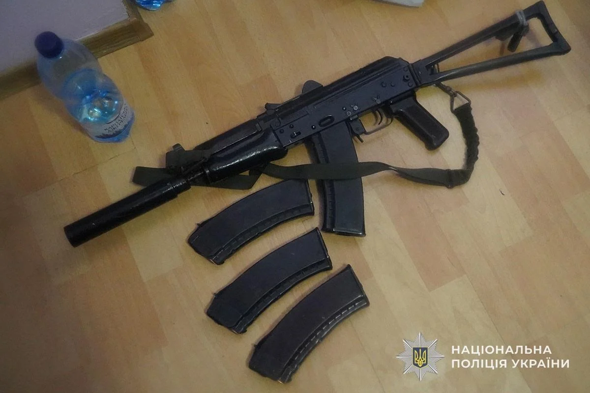У Тернополі затримали військових, яких підозрюють у катуваннях, розбоях і вимаганнях