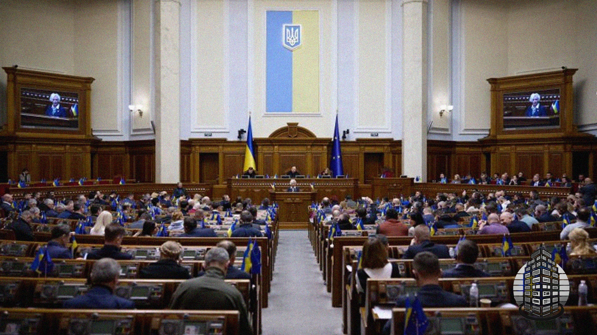 Верховна Рада дозволила критичним підприємствам бронювати працівників без належних облікових документів
