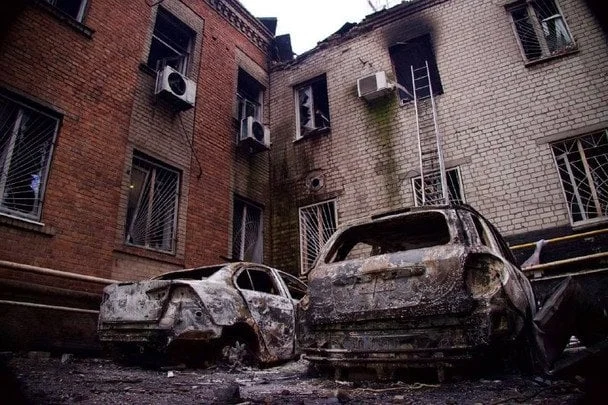 Росія атакувала Дніпро безпілотниками: є поранені та значні руйнування