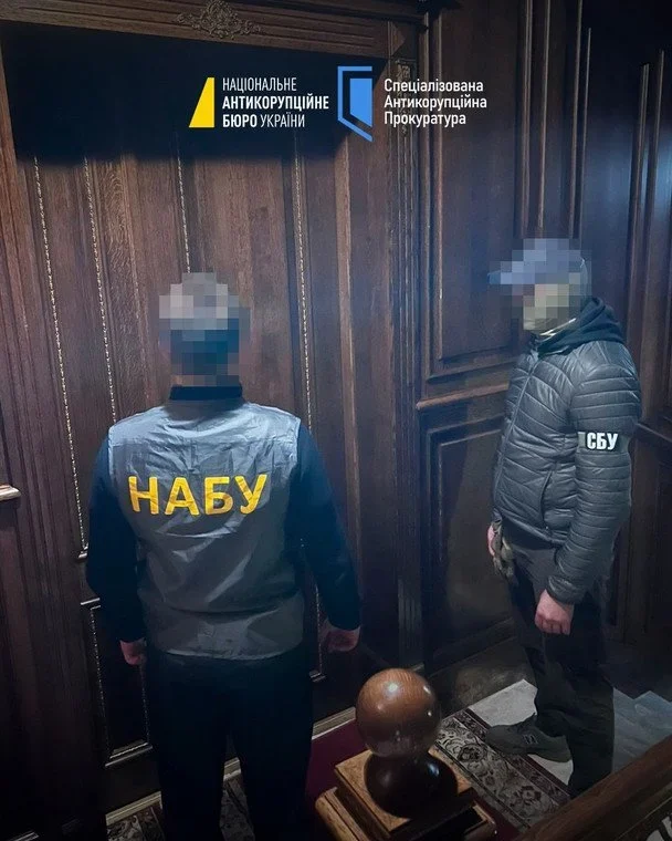 “Я тут що, б… баночка джину”: НАБУ оприлюднило відео обшуків у справі нардепки Ганни Скороход